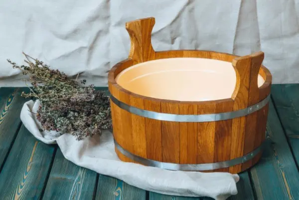 Шайка Woodson с пластиковой вставкой, 12 л., дуб Шайка Woodson с пластиковой вставкой, 12 л., дуб